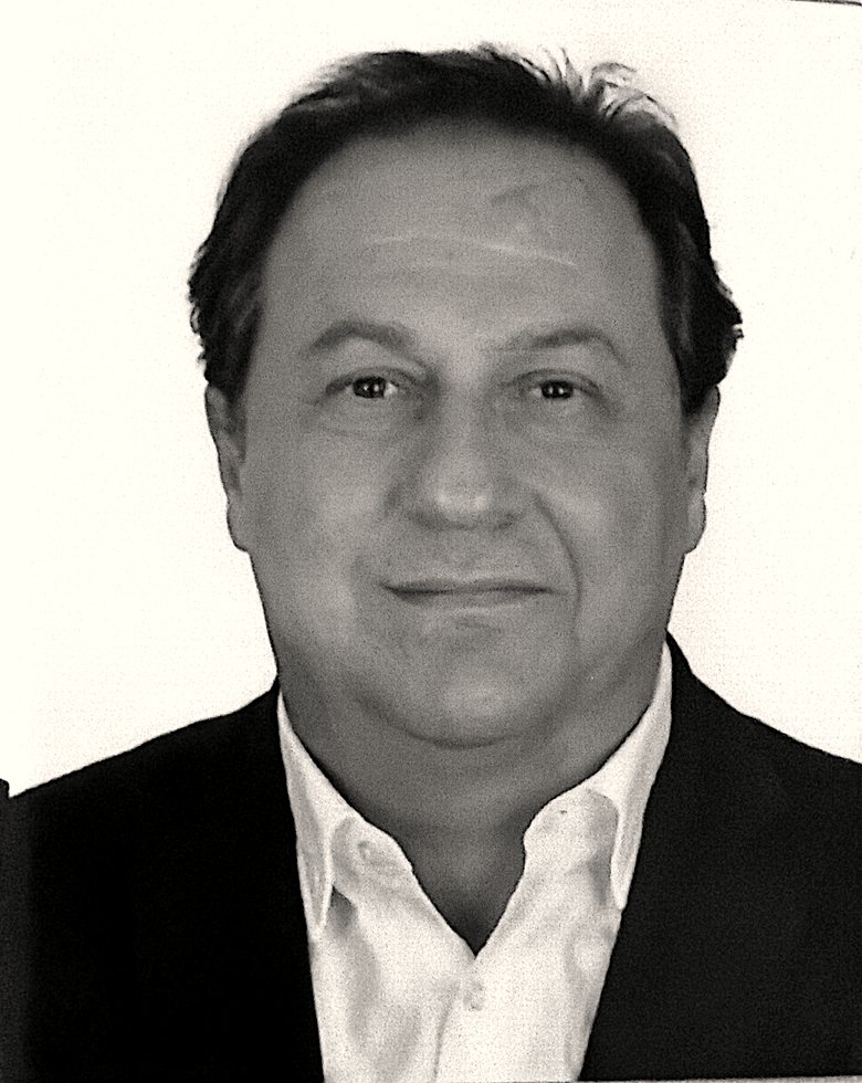 Av. Mehmet Saim Dikici
